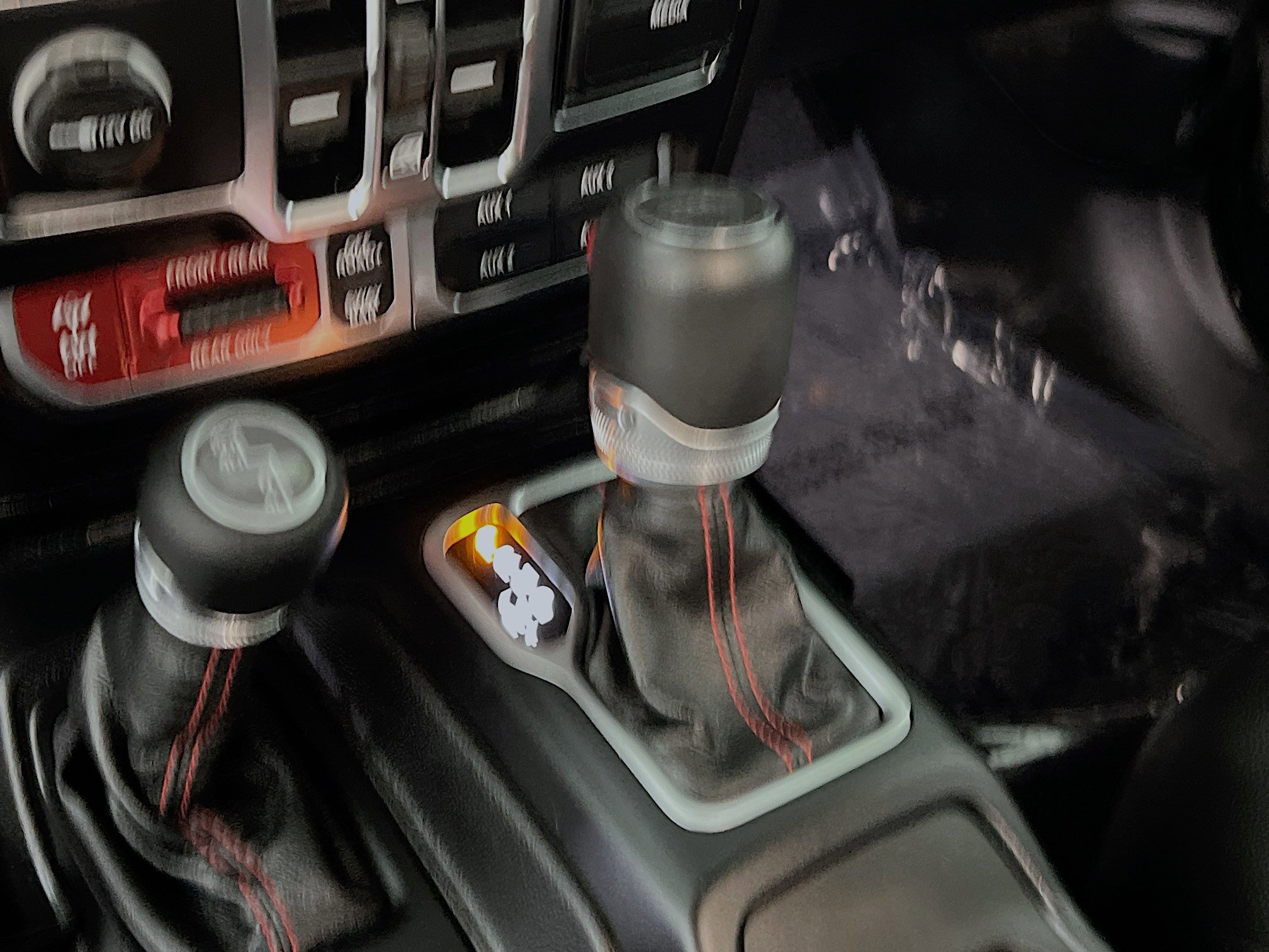 Used 2020 Jeep Gladiator Rubicon image 24