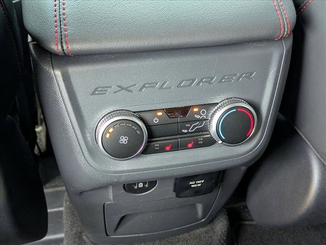 Used 2025 Ford Explorer ST AWD/4WD image 18