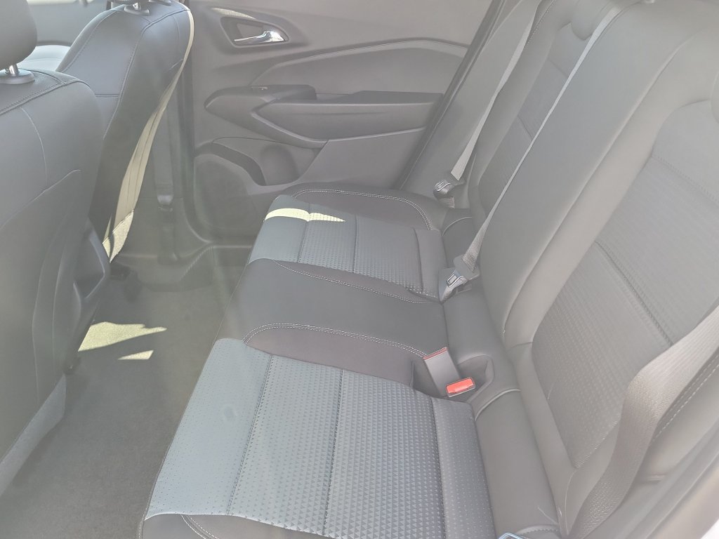 New 2026 Chevrolet Trax LT w/ Driver Confidence Package FWD image 18