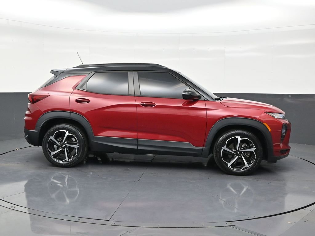 Used 2021 Chevrolet TrailBlazer RS w/ Sun and Liftgate Package image 6