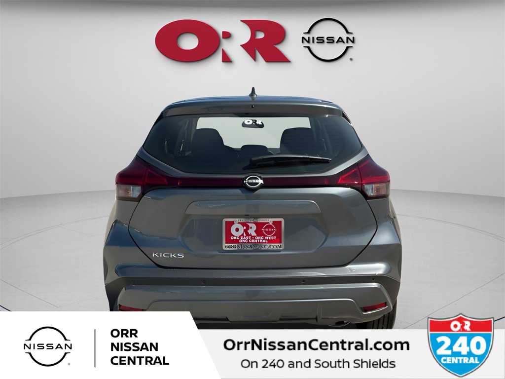 New 2025 Nissan Kicks Play S image 6