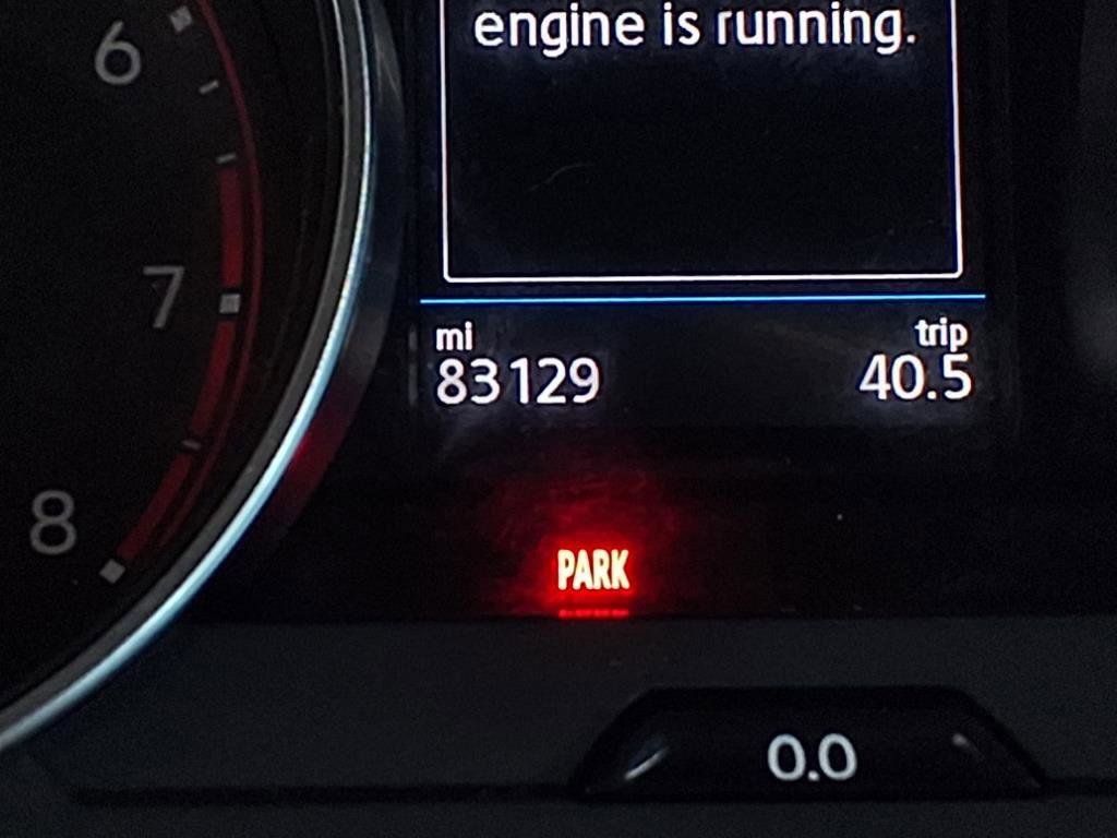 Used 2021 Volkswagen Tiguan SE R-Line image 29