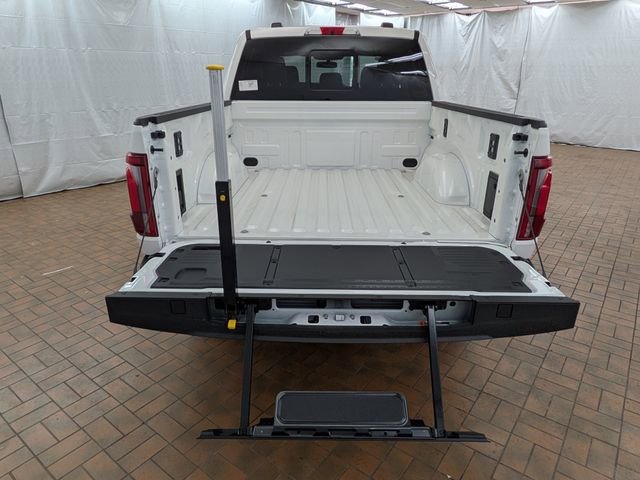 New 2026 Ford F150 Platinum AWD/4WD image 4