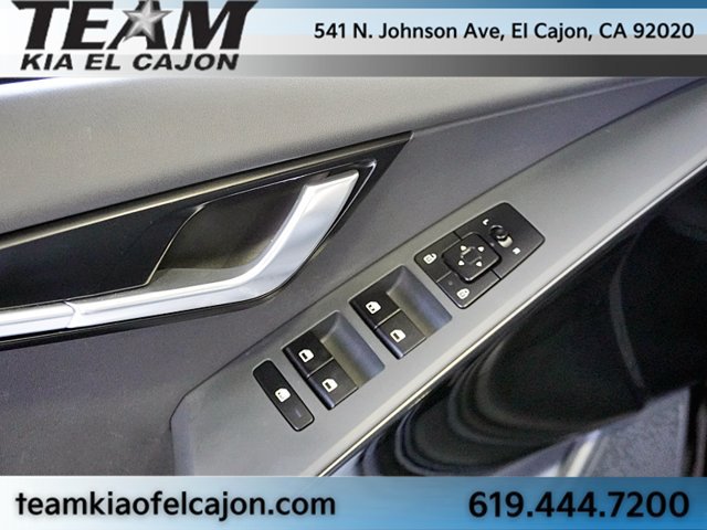 Certified 2025 Kia Niro Wind FWD image 26