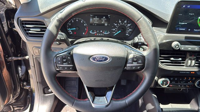 Used 2022 Ford Escape SEL w/ SEL Stealth AWD Package image 15