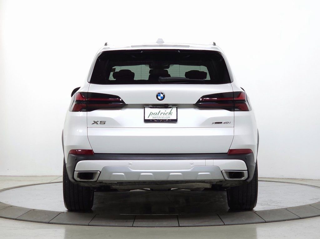 Used 2024 BMW X5 xDrive40i w/ Premium Package image 7