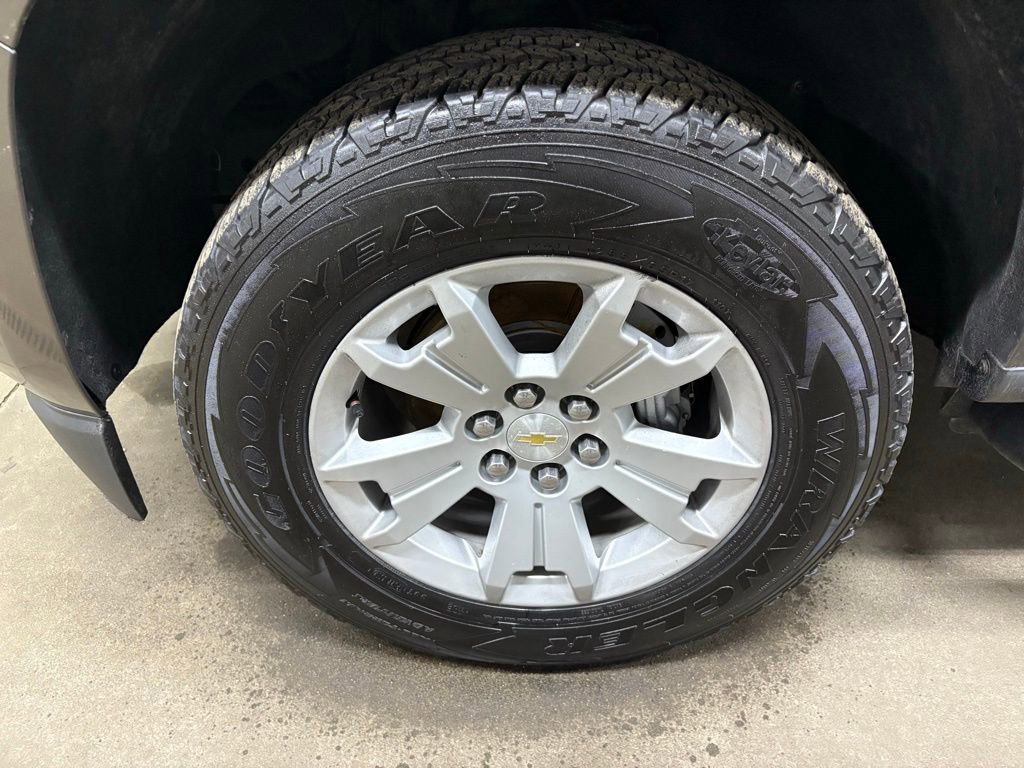 Used 2015 Chevrolet Colorado LT w/ LT Convenience Package AWD/4WD image 19