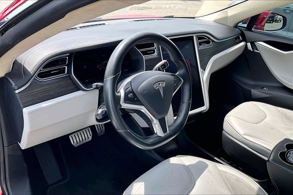 Used 2014 Tesla Model S P85 RWD image 16