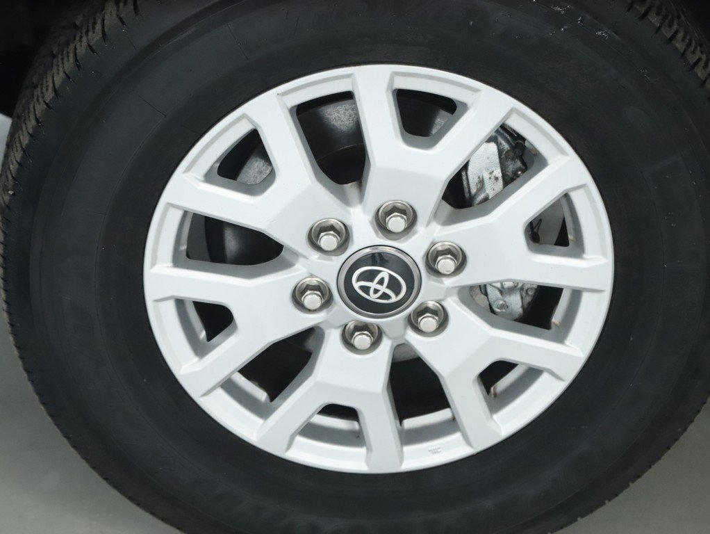 Used 2024 Toyota Tacoma SR image 37