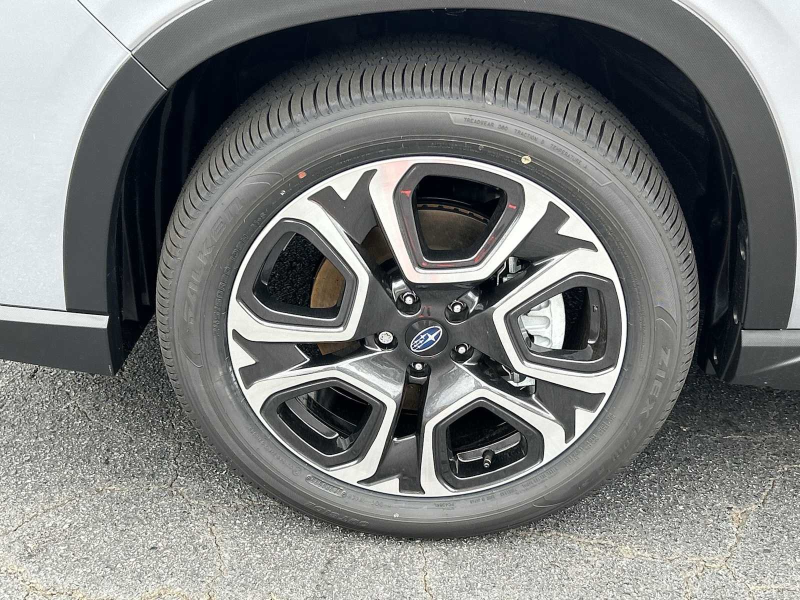 New 2026 Subaru Ascent Limited AWD/4WD image 7