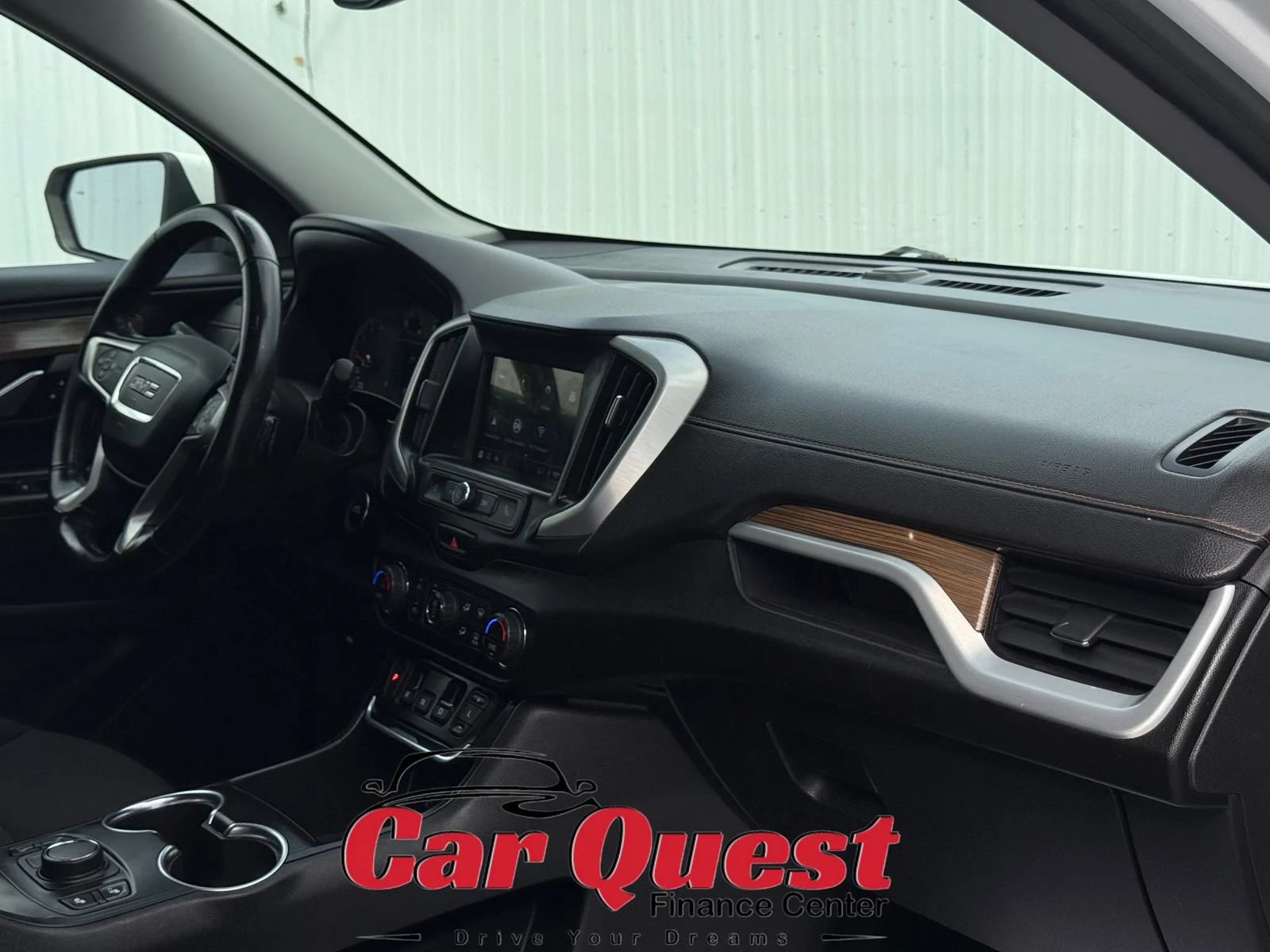 Used 2018 GMC Terrain SLE w/ Driver Convenience Package FWD image 18