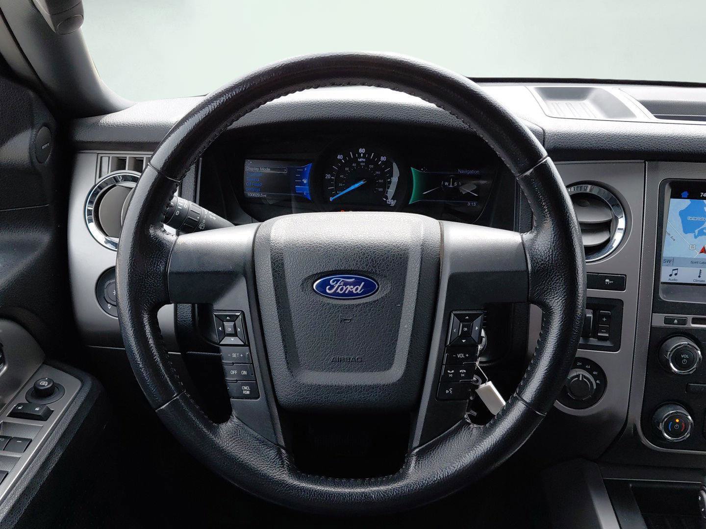 Used 2017 Ford Expedition EL XLT w/ Equipment Group 202A AWD/4WD image 44