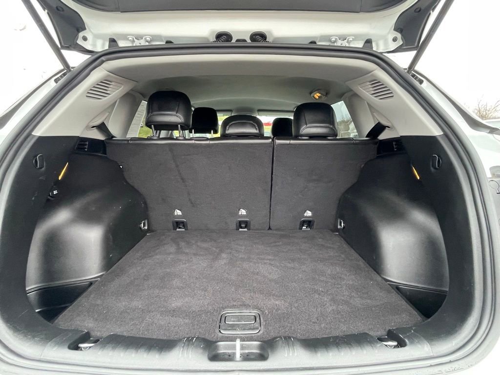 Certified 2022 Jeep Compass Latitude image 17