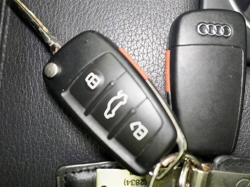 Used 2015 Audi Q7 3.0T Premium Plus image 35