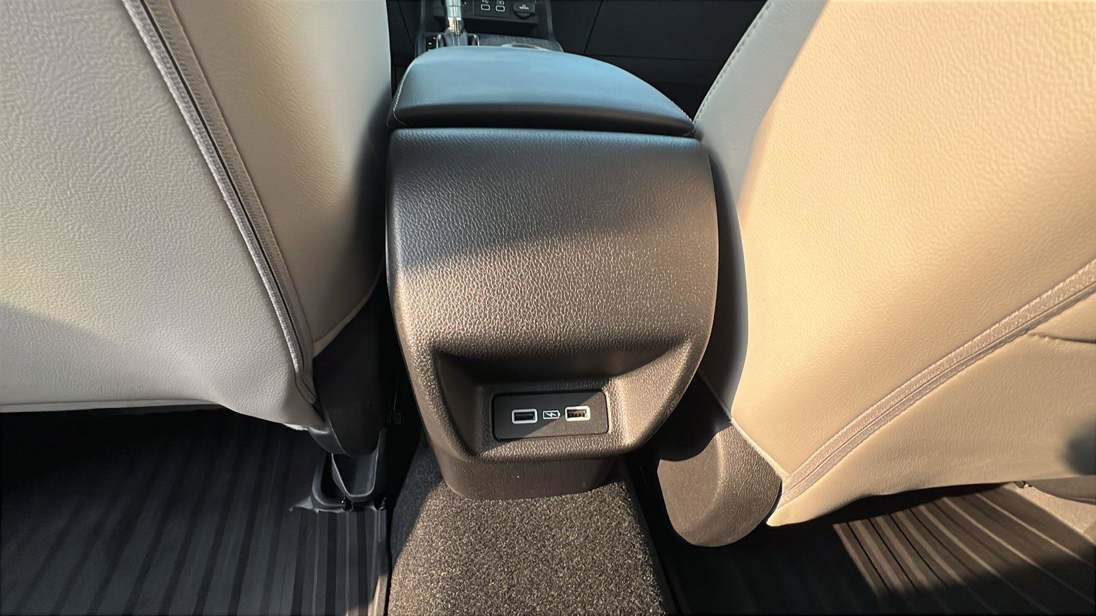 Used 2022 Honda Civic Touring image 21