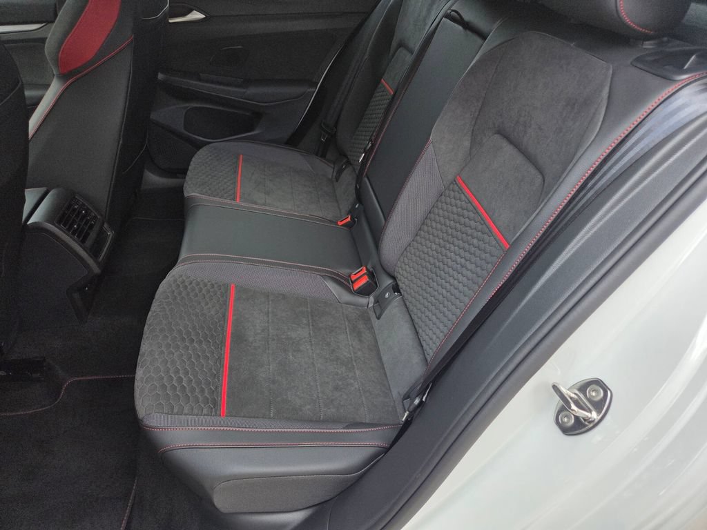 Used 2026 Volkswagen GTI SE FWD image 22