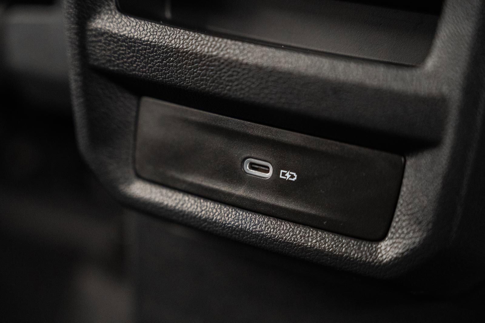 Used 2024 Volkswagen Taos SE AWD/4WD image 37