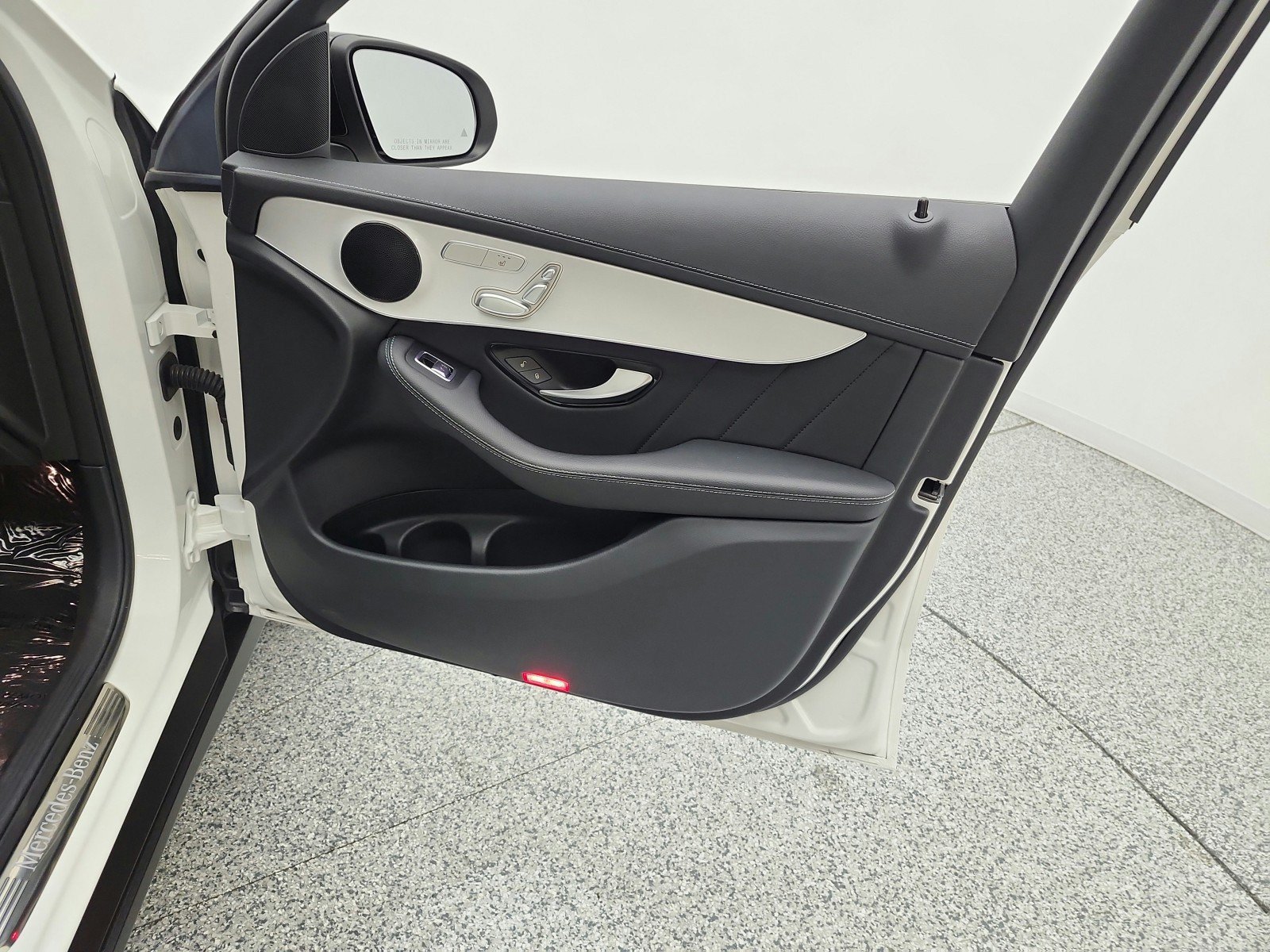 Certified 2023 Mercedes-Benz GLC 300 4MATIC Coupe image 21