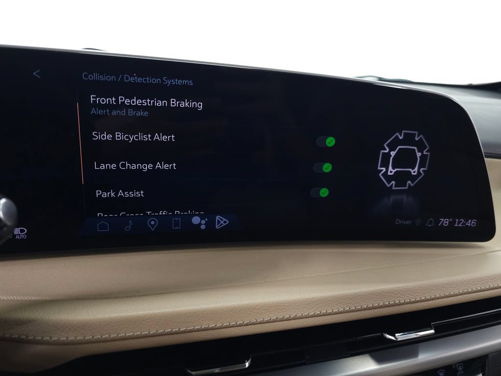 Certified 2024 Cadillac XT4 Luxury w/ Cold Weather Package AWD/4WD image 25