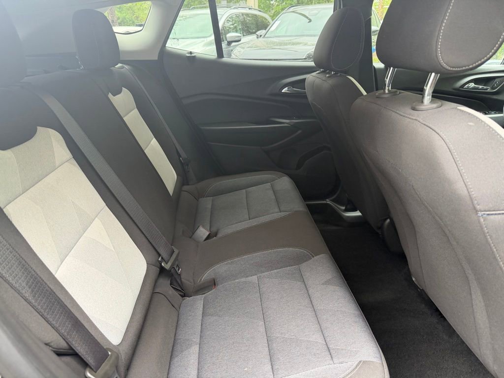 Used 2024 Chevrolet Trax LS image 8
