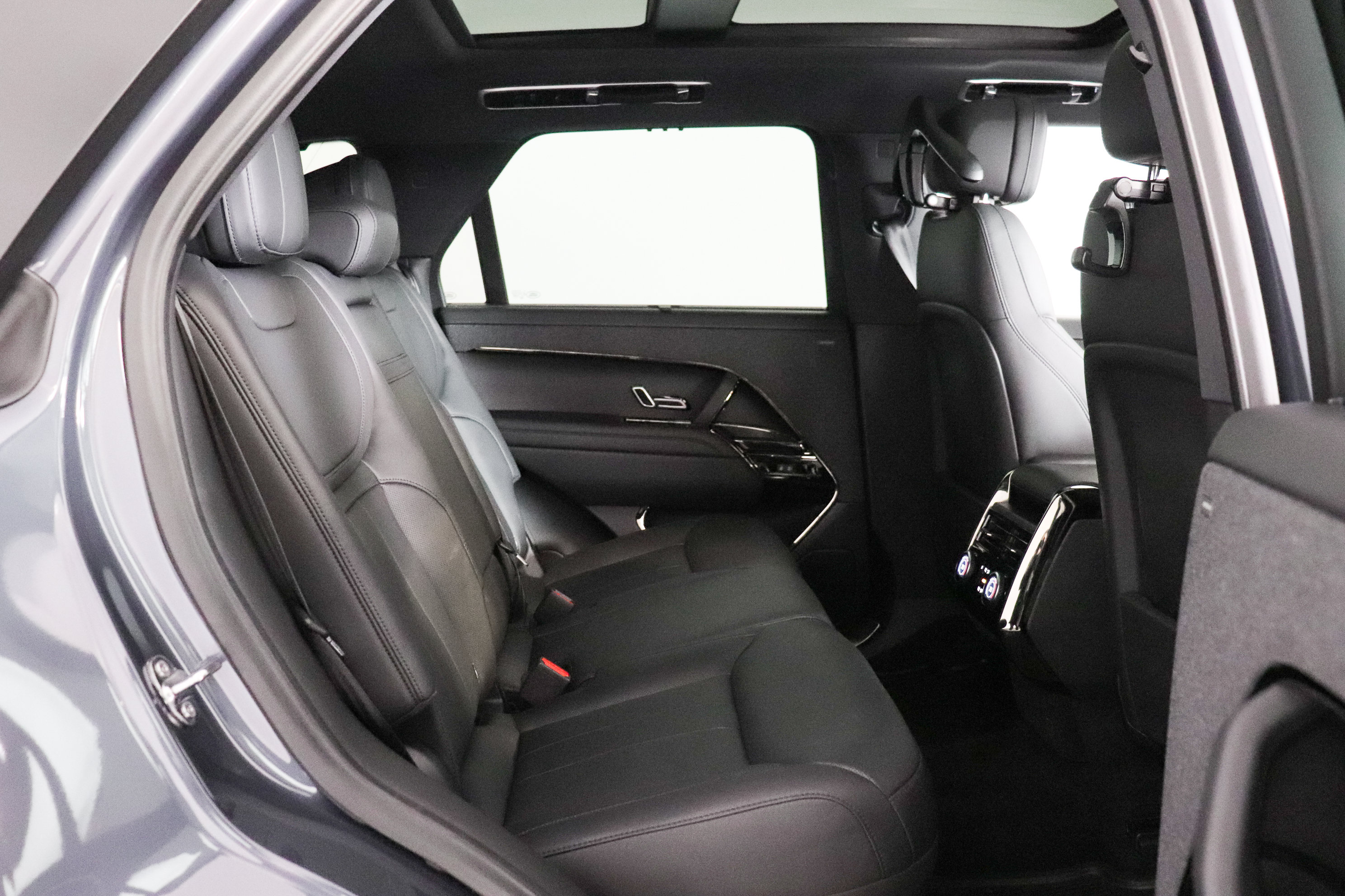 Used 2024 Land Rover Range Rover Sport Dynamic SE AWD/4WD image 23