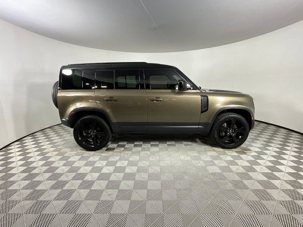 Certified 2023 Land Rover Defender 110 S image 5