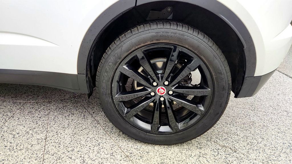 Used 2023 Jaguar E-PACE SE AWD/4WD image 9