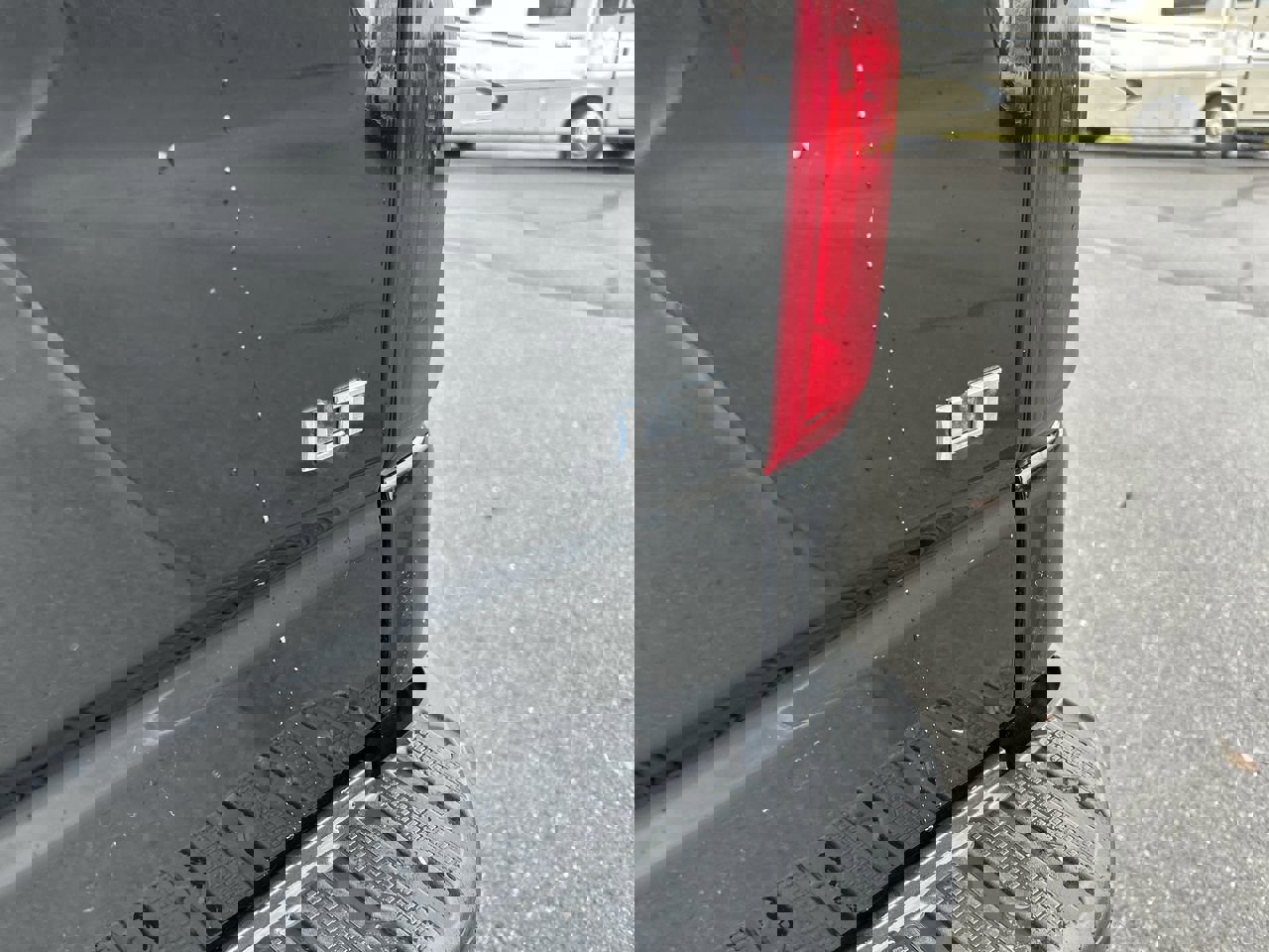 Used 2023 Chevrolet Silverado 1500 LT Trail Boss image 12