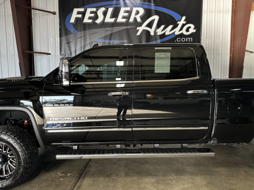 Used 2017 GMC Sierra 2500 Denali w/ Duramax Plus Package image 31