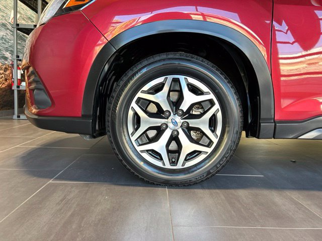 Used 2023 Subaru Forester Premium AWD/4WD image 41