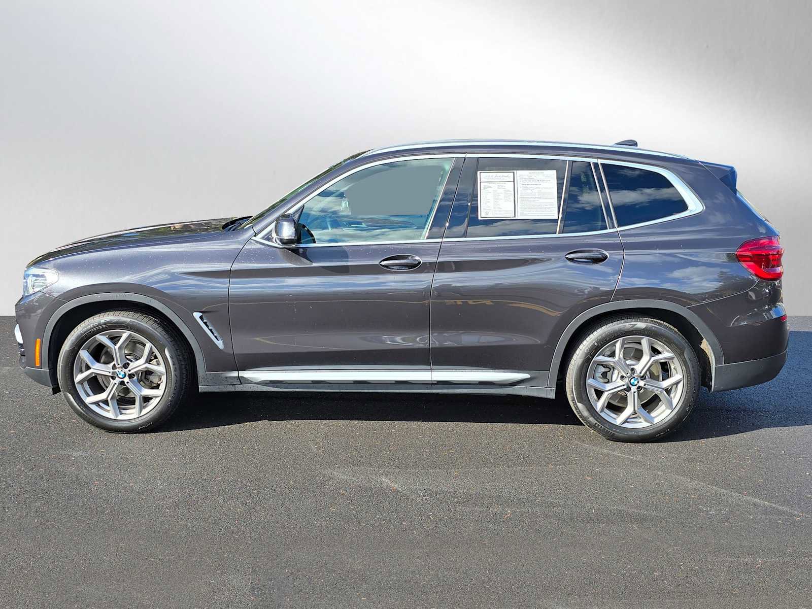 Used 2020 BMW X3 xDrive30i w/ Premium Package image 4