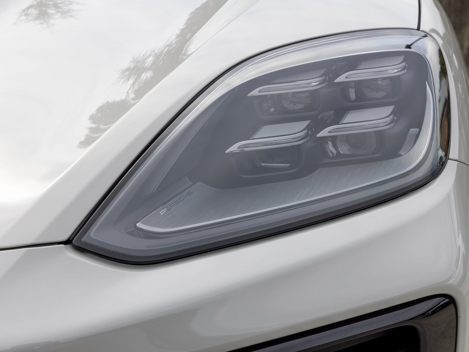 New 2026 Porsche Cayenne Coupe image 18