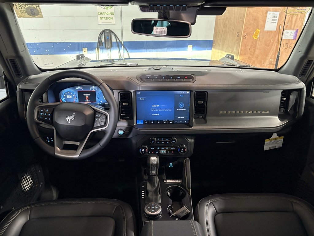 New 2025 Ford Bronco Badlands image 13