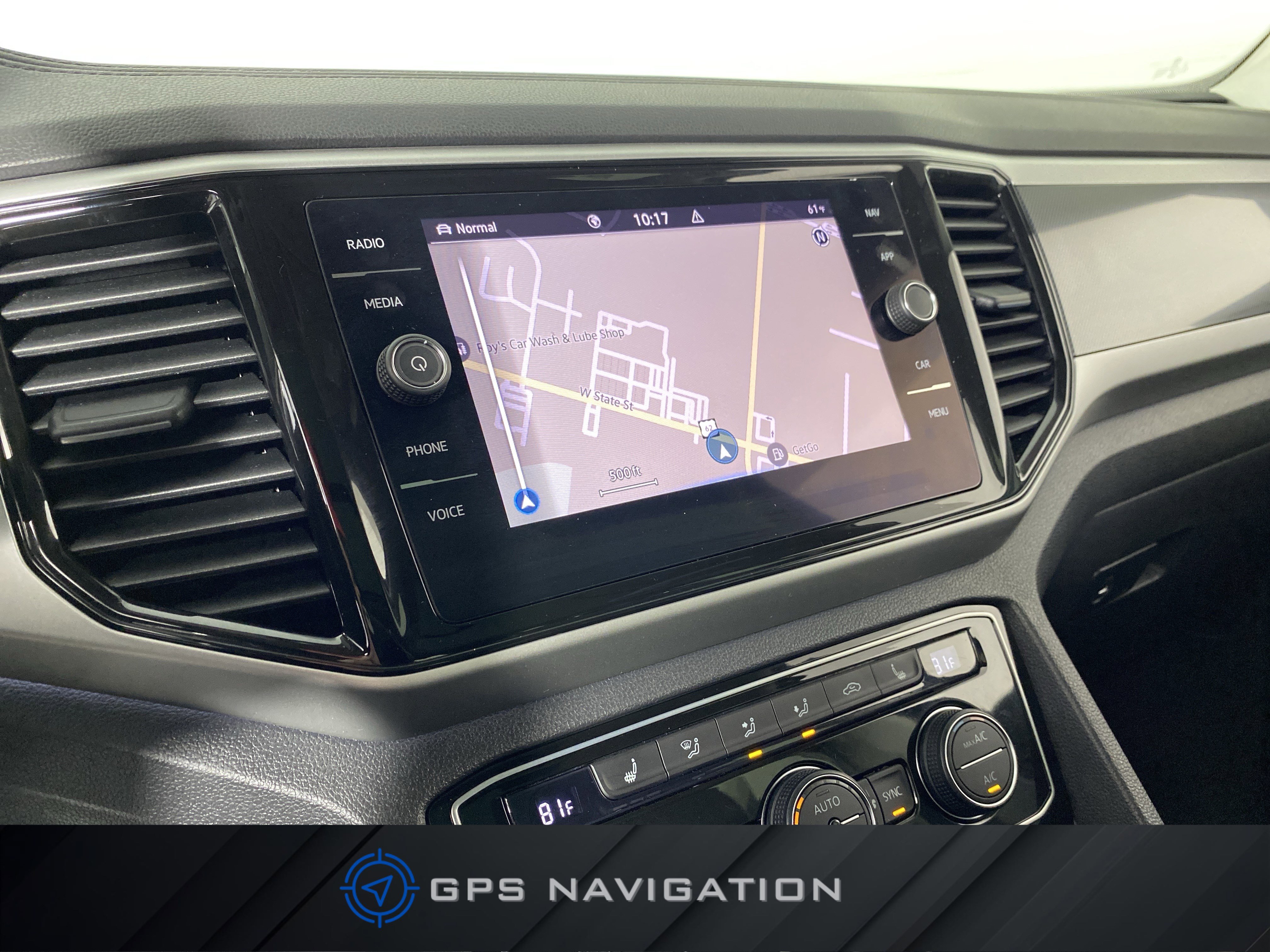 Used 2021 Volkswagen Atlas SEL R-Line image 4