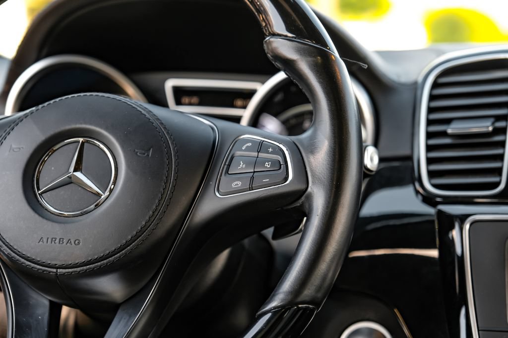 Used 2018 Mercedes-Benz GLS 550 4MATIC image 17
