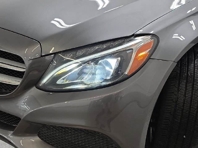 Used 2017 Mercedes-Benz C 300 4MATIC Sedan image 31