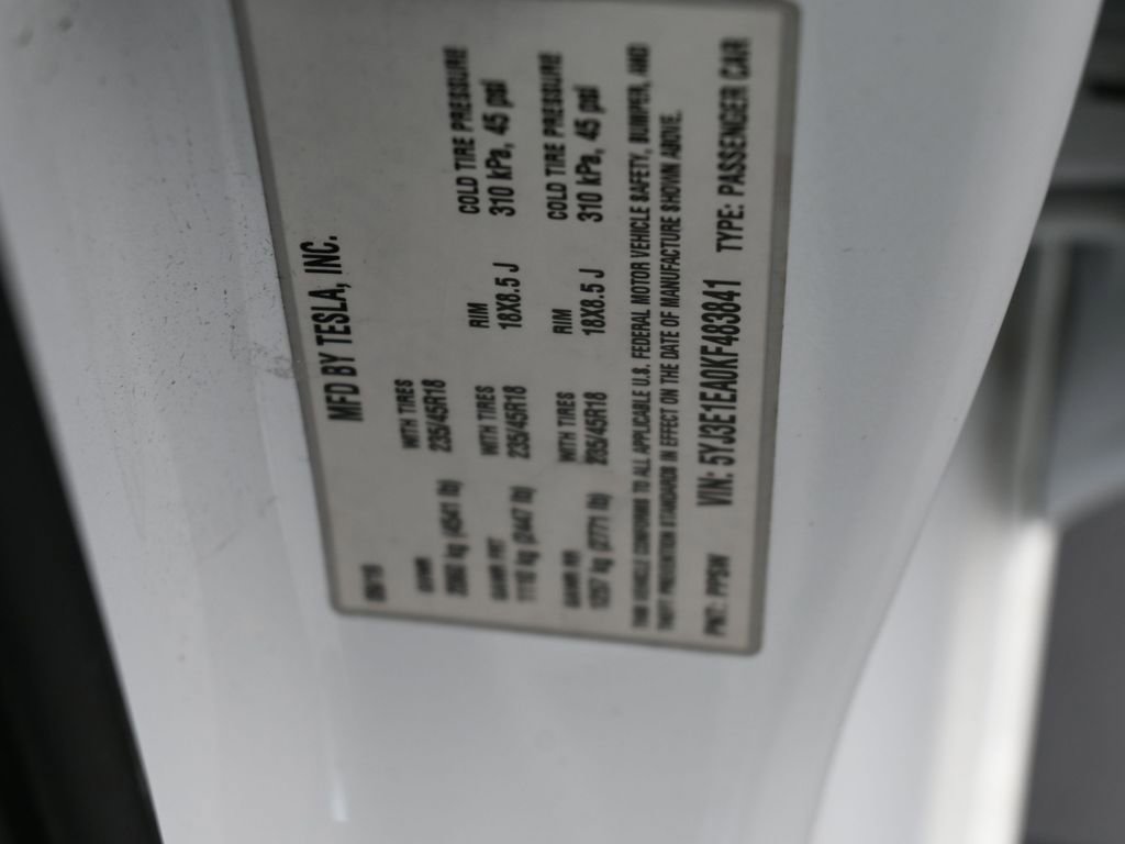 Used 2019 Tesla Model 3 Standard Range Plus image 17