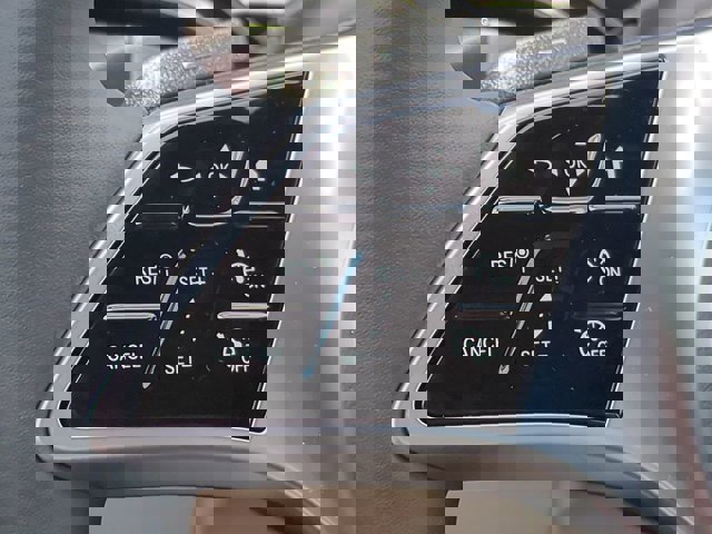 Used 2025 Mercedes-Benz C 300 C 300 image 24