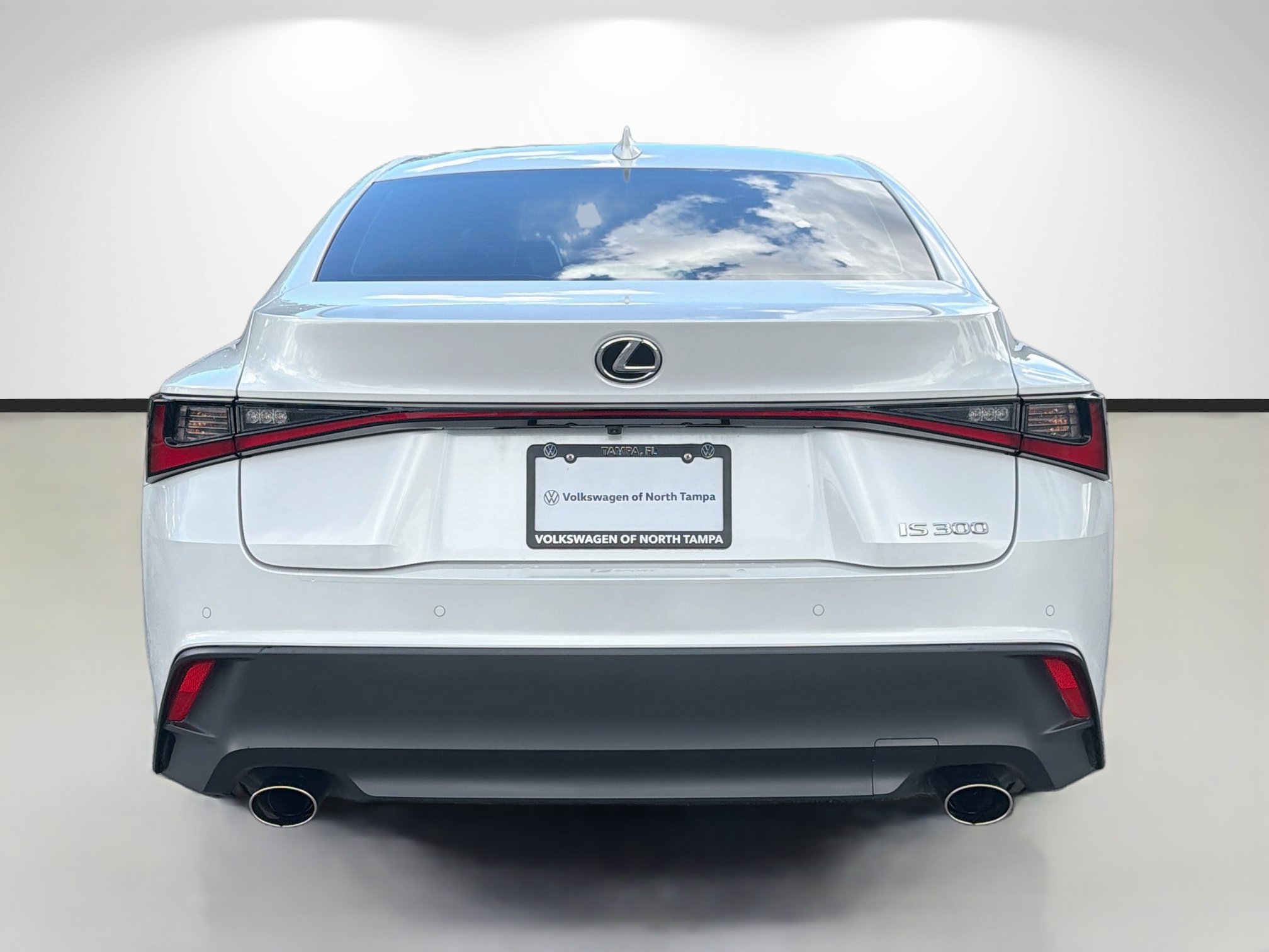 Used 2023 Lexus IS 300 w/ Comfort Package RWD image 4