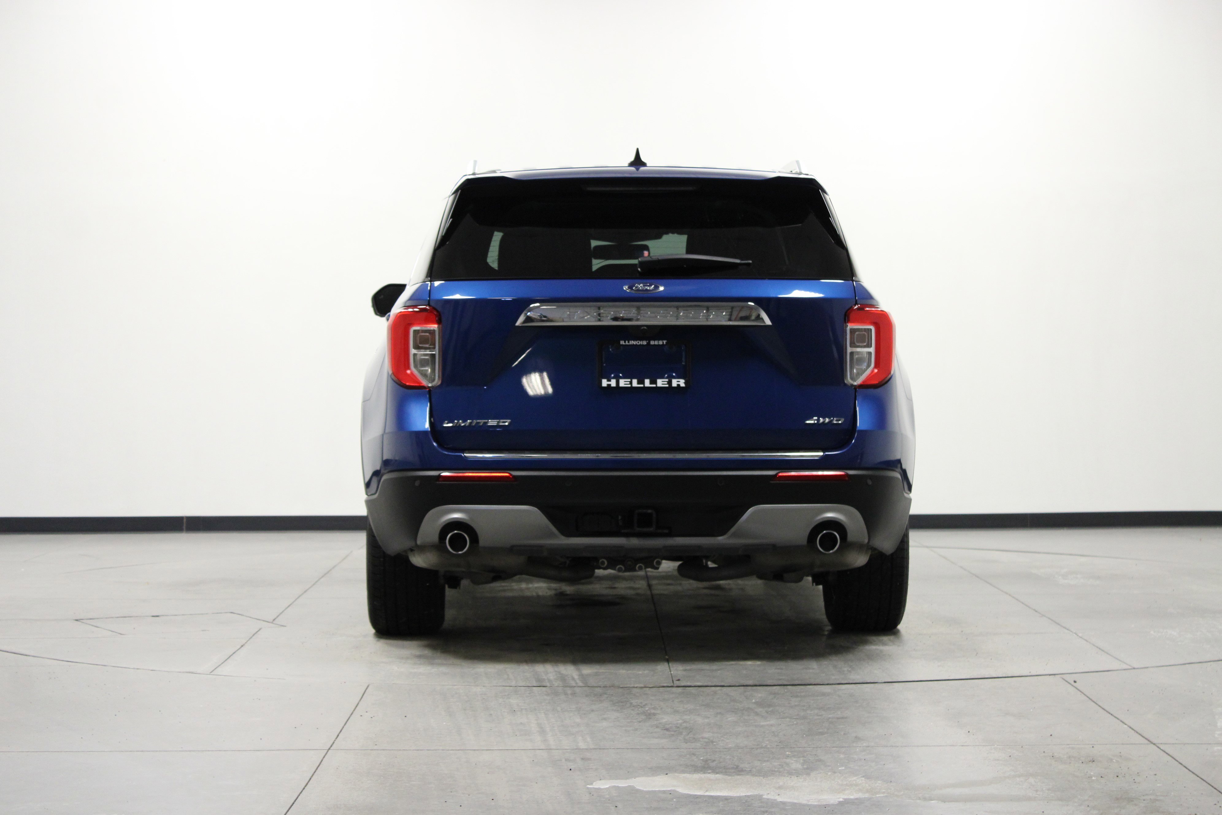 Used 2021 Ford Explorer Limited w/ Equipment Group 301A image 5