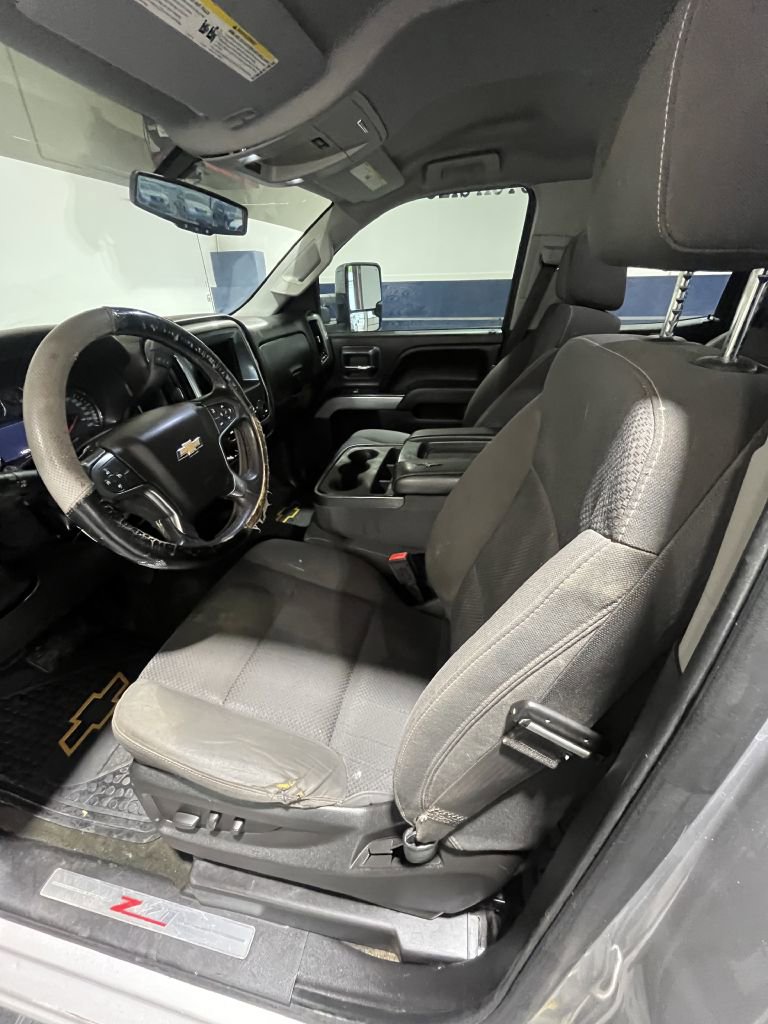 Used 2016 Chevrolet Silverado 1500 LT w/ All Star Edition AWD/4WD image 5