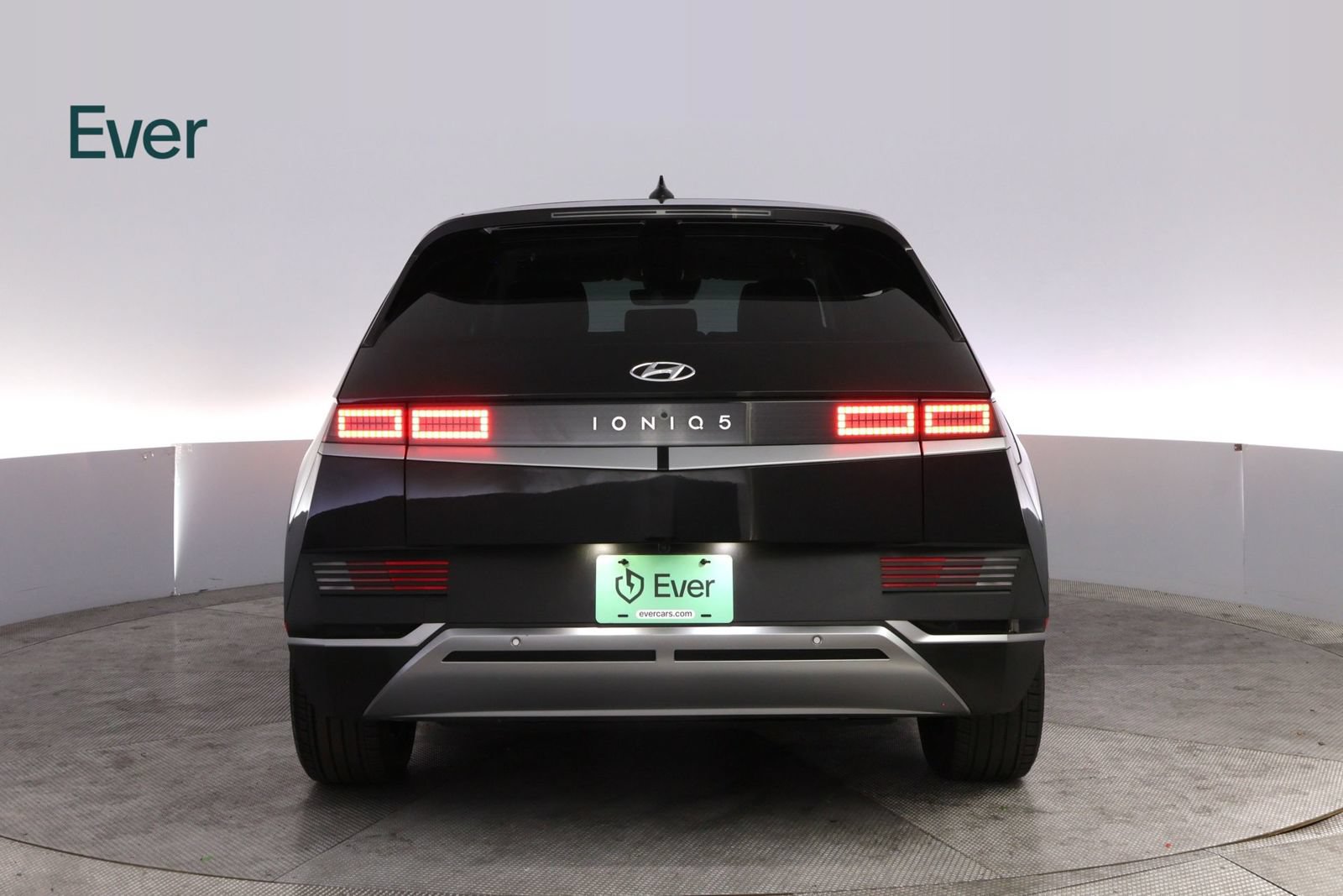 Used 2024 Hyundai Ioniq 5 SEL RWD image 15