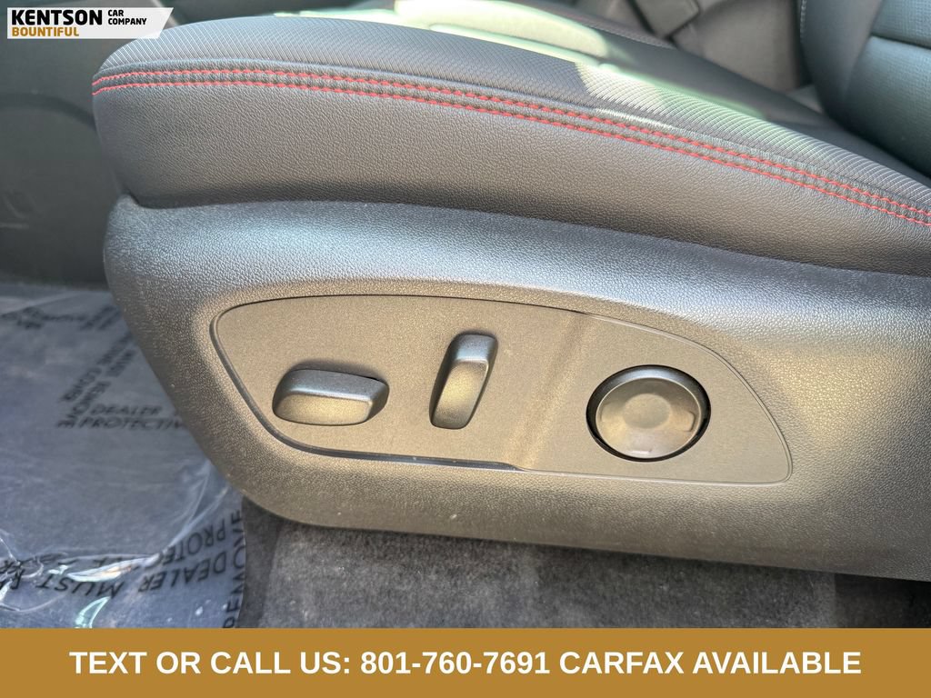 Used 2026 Chevrolet Traverse RS w/ LPO, Floor Liner Package AWD/4WD image 32
