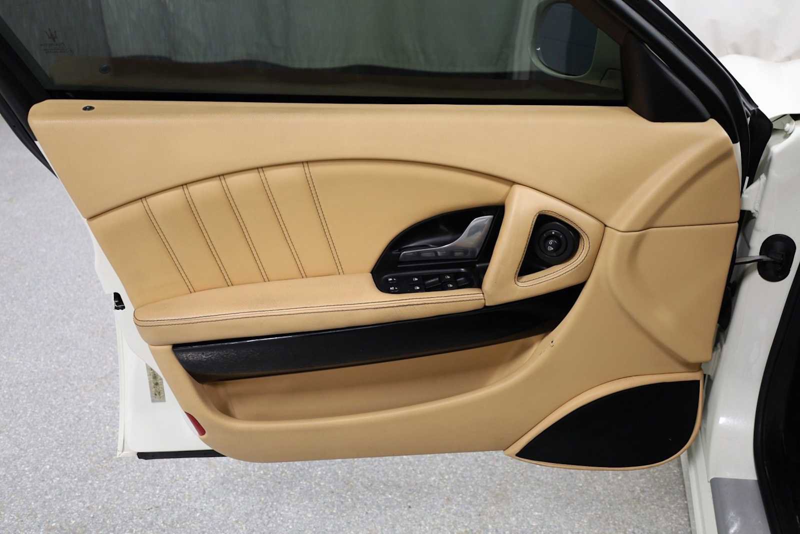 Used 2007 Maserati Quattroporte image 16