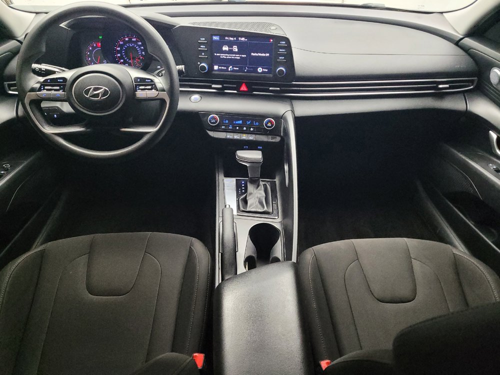 Used 2021 Hyundai Elantra SEL FWD image 22