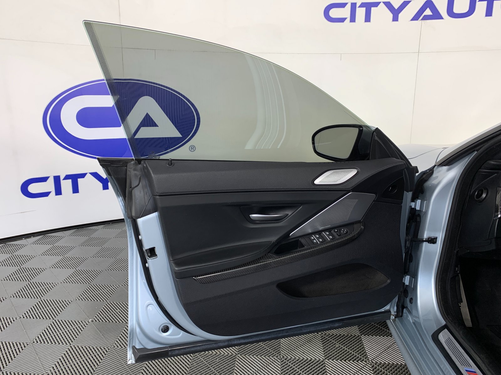 Used 2019 BMW M6 Gran Coupe w/ Competition Package RWD image 13