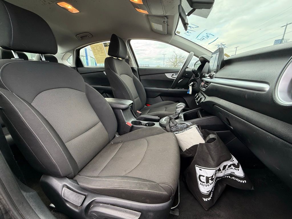 Used 2024 Kia Forte LX image 27