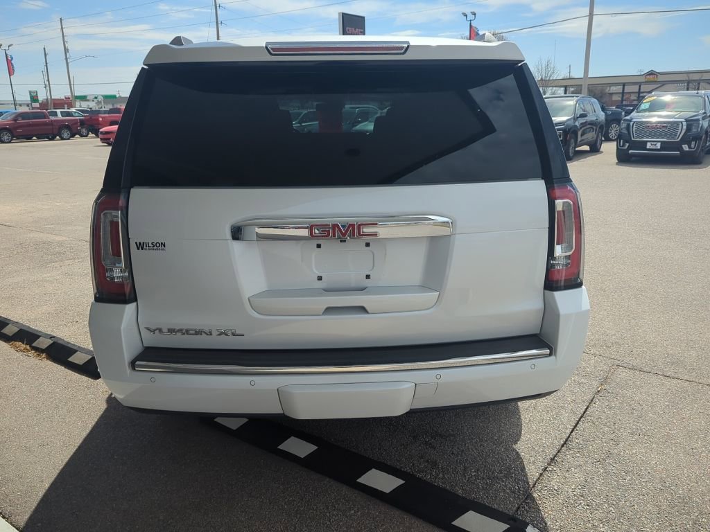 Used 2020 GMC Yukon XL Denali w/ Open Road Package image 4