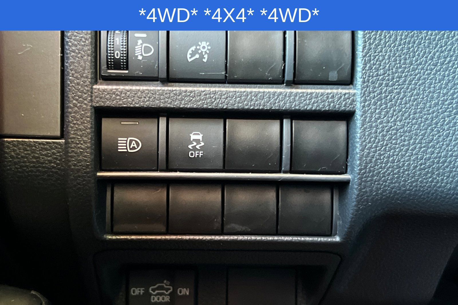 Certified 2024 Toyota Tacoma SR5 AWD/4WD image 32
