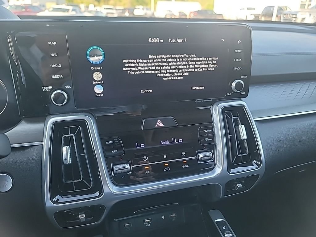 Certified 2023 Kia Sorento SX AWD/4WD image 18